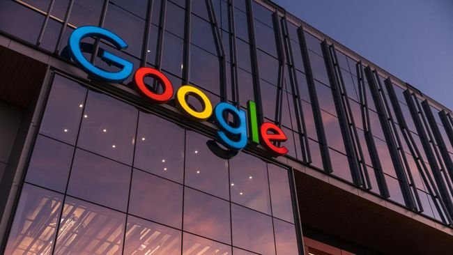 Ulang tahun Google ke-28 jadi momen mengenang perjalanan unik raksasa teknologi ini, dari garasi sewaan hingga bernilai lebih dari $4 triliun.